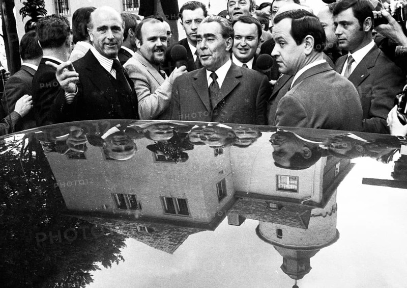 The visit of the Soviet Head of State and Party Leonid Brezhnev to Bonn from 18-22 May 1973 was a step towards easing tensions in Willy Brandt's East-West relations. Leonid Brezhnev at Gymnich Castle