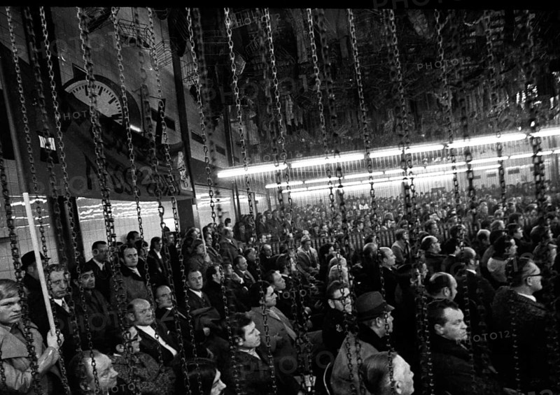 A workers' meeting in the wash-house of the Monopol colliery on 18 November 1973 in Kamen was replaced by a demonstration against the closure of the colliery