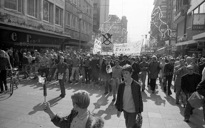 Election campaign appearances in 1969 by the radical right-wing NPD