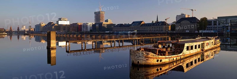 Shipwreck of the MS Dr. Ingrid Wengler in the Spree in early morning light