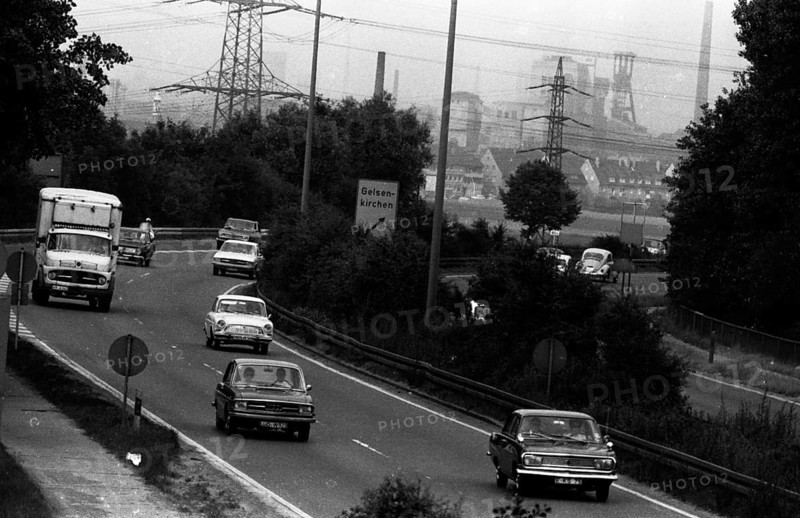 Traffic on the Ruhrschnellweg