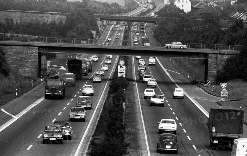 Traffic on the Ruhrschnellweg