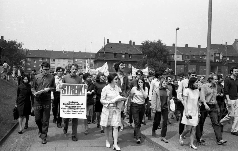 The Ruhr Action against the Emergency Laws in 1968 turned against the emergency legislation with numerous local actions by students