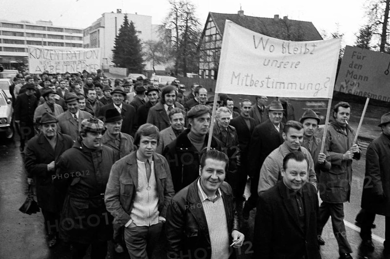 Employees of the Duesseldorf -Reisholz steel and tube works demonstrated on 6 November 1973 in Langenfeld-Immigrath against the loss of jobs