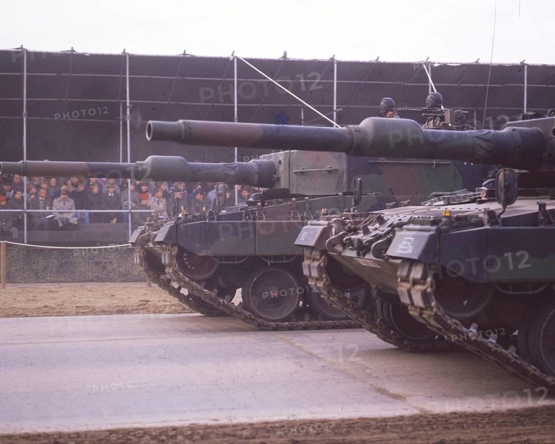 Bergen. Field parade of the Bundeswehr on the 30th anniversary of the founding of the Bundeswehr on 13. 11. 1985