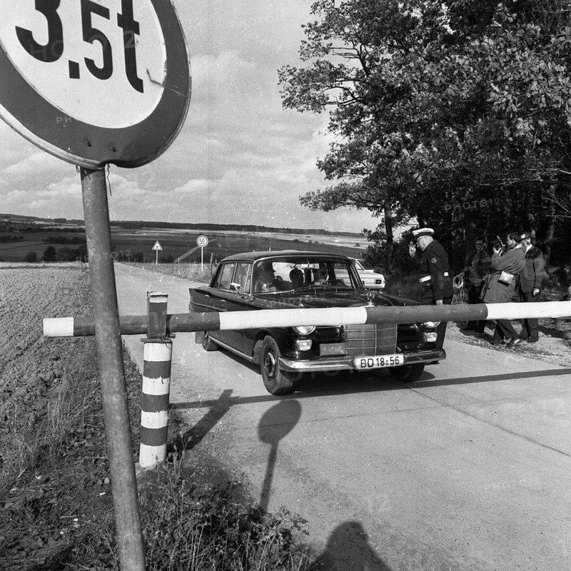Government representatives with their vehicles in 1966 during a police check at the hitherto secret atomic bunker of the Federal Government in the Ahr valley
