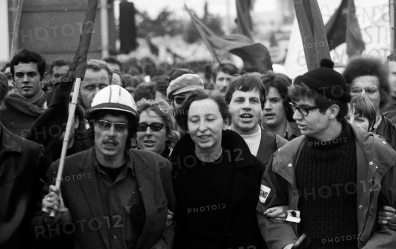 Many thousands of people gathered in Bonn on 11. 5. 1968 for the March on Bonn to protest against the emergency laws