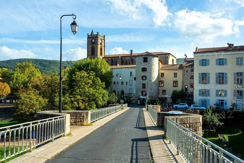Lavoute-Chilhac labelled Les Plus Beaux Villages de France on river Allier