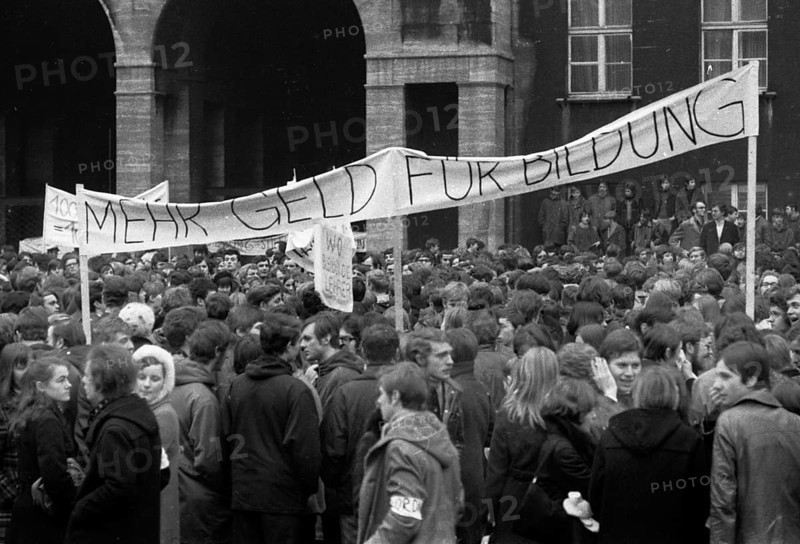 Students in the Ruhr area in the years 1965 to 1971 demonstrated in the Ruhr cities of Dortmund