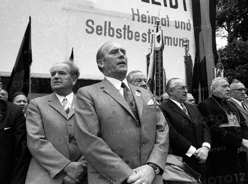 The Sudeten German Day of Expellees took place in 1972 on 21 May 1972 in Stuttgart. Walter Becher