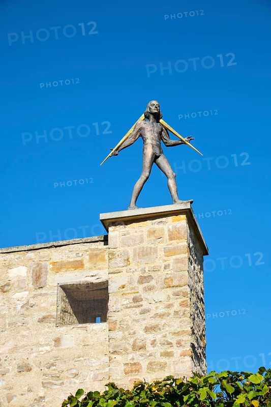 Bronze figure of the polymath Adam Olearius by sculptor Bernd Goebel