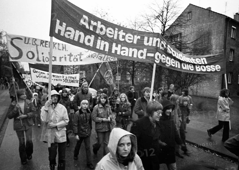 The dismissal of workers at the Mannesmann factory after a spontaneous strike not led by the union provoked protests by Mannesmann workers in Duisburg and other locations on 7 November 1973 and solidarity from workers at other factories
