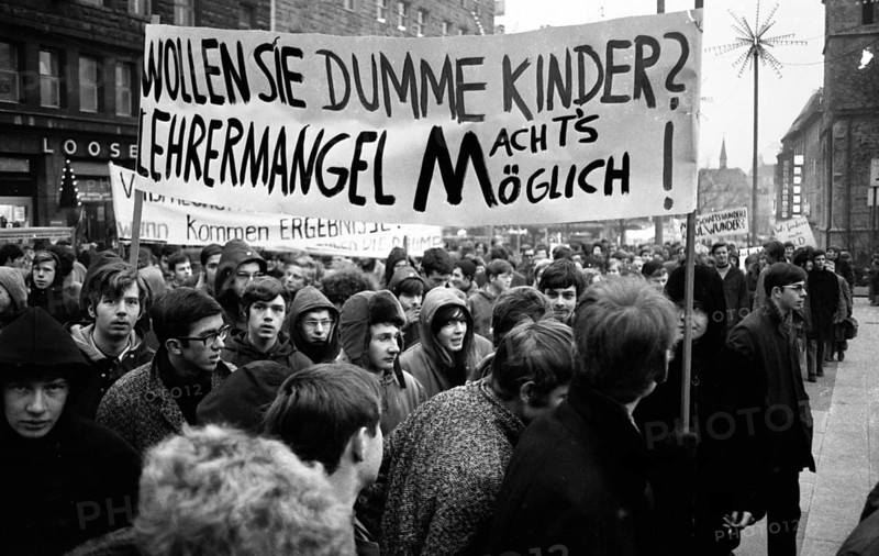Students in the Ruhr area in the years 1965 to 1971 demonstrated in the Ruhr cities of Dortmund