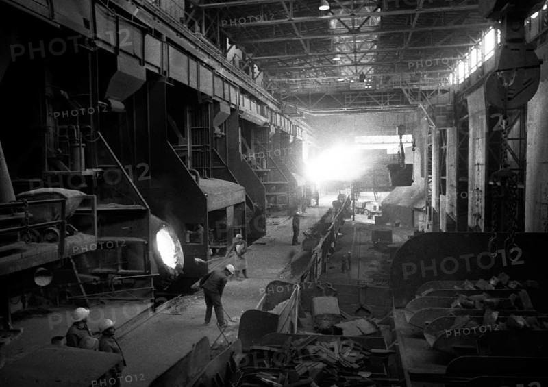 The production of steel products