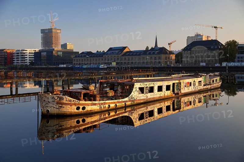 Shipwreck of the MS Dr. Ingrid Wengler in the Spree in early morning light