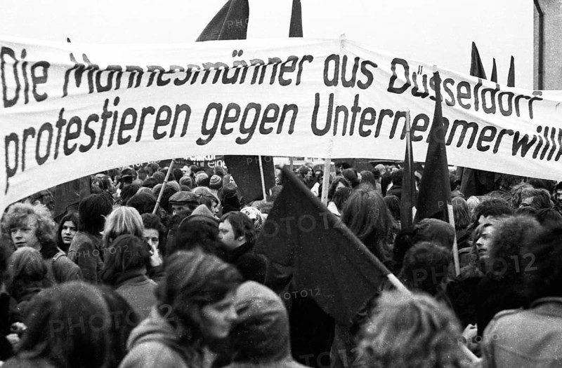 The dismissal of workers at the Mannesmann factory after a spontaneous strike not led by the union provoked protests by Mannesmann workers in Duisburg and other locations on 7 November 1973 and solidarity from workers at other factories