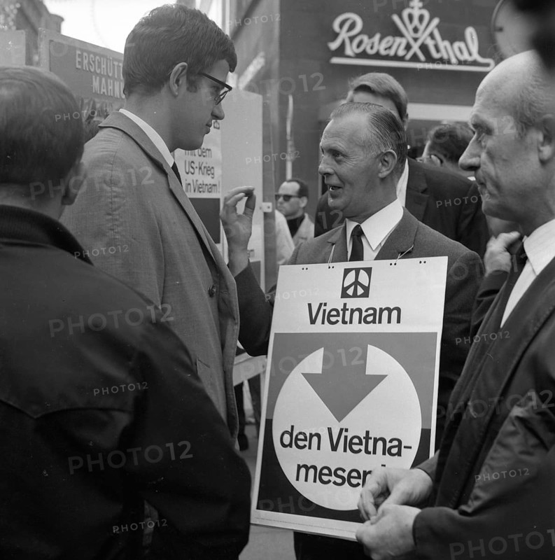 The warfare of the U. S. Army in the countries Vietnam