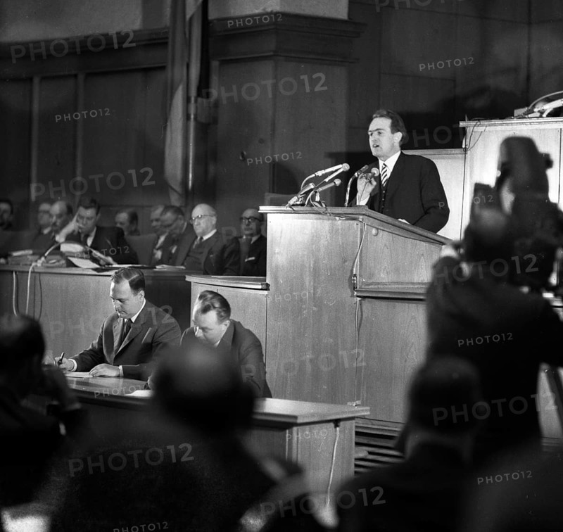 Session of the North Rhine-Westphalian Parliament in 1965 in Duesseldorf. Johannes Rau