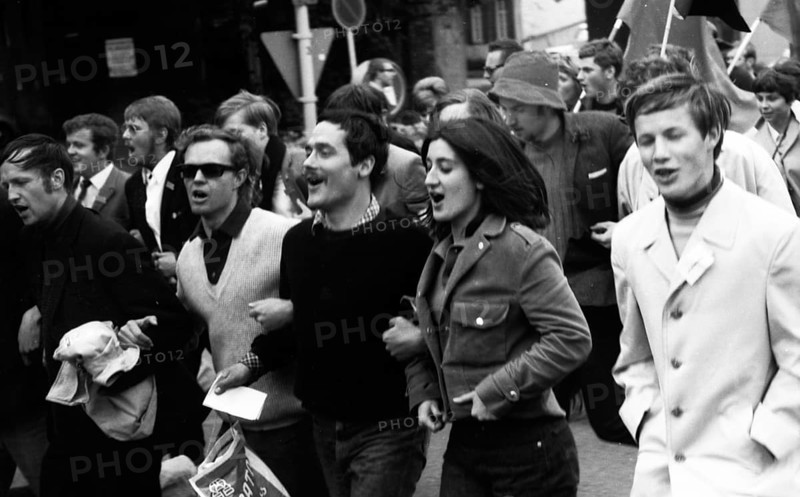 Many thousands of people gathered in Bonn on 11. 5. 1968 for the March on Bonn to protest against the emergency laws