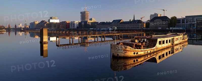 Shipwreck of the MS Dr. Ingrid Wengler in the Spree in early morning light