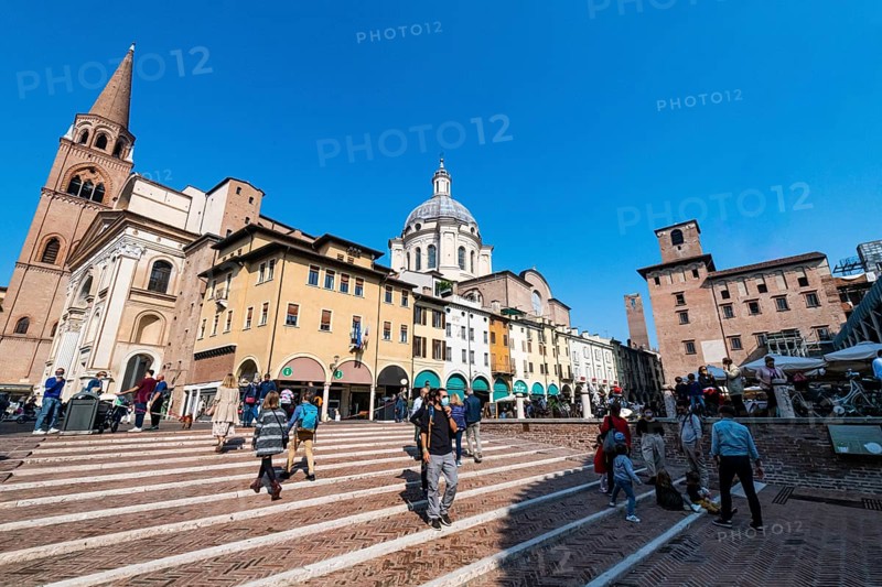 Pedestrian zone