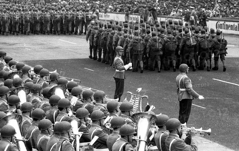 Parade of the Bundeswehr on the 20th anniversary of the founding of NATO in April 1969 at Dortmund Airport