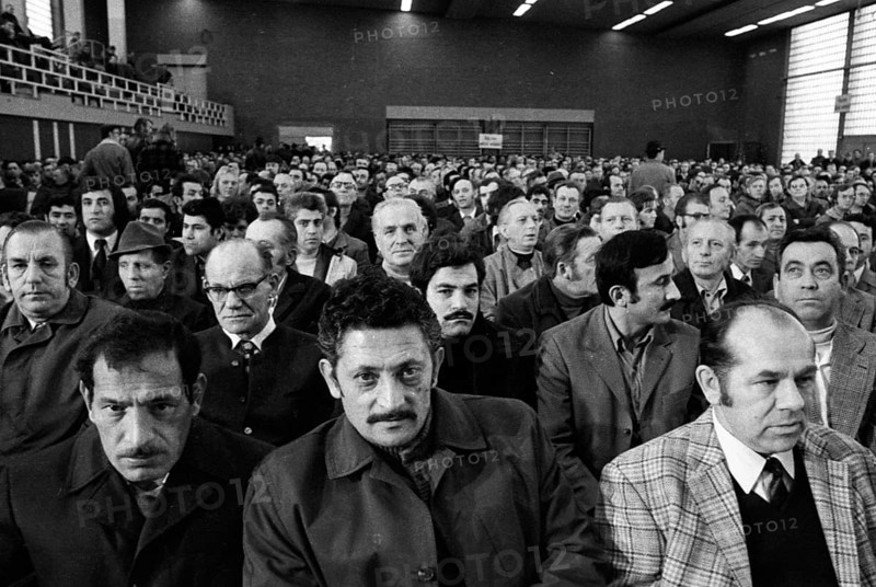 The dismissal of workers at Mannesmann-Werke after a spontaneous strike not led by the union provoked protests by Mannesmann workers in Duisburg and other sites on 7 November 1973 and solidarity from workers at other plants