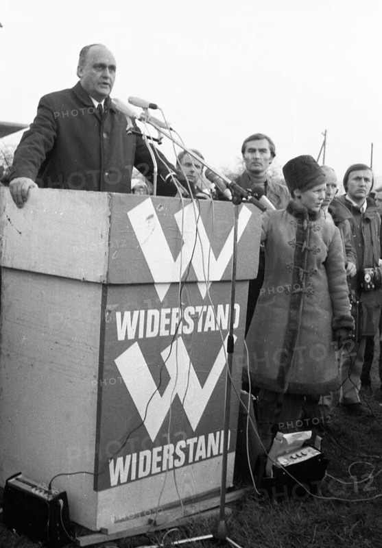 The NPD's right-wing radical action Resistance was a nationwide response to Willy Brandt's 1970 policy of understanding with the East