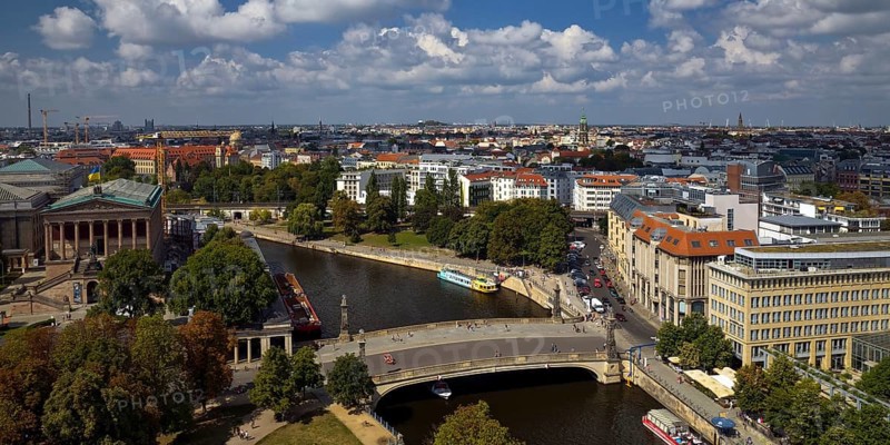 City panorama with the Friedrichsbruecke over the Spree and the Alte Nationalgalerie