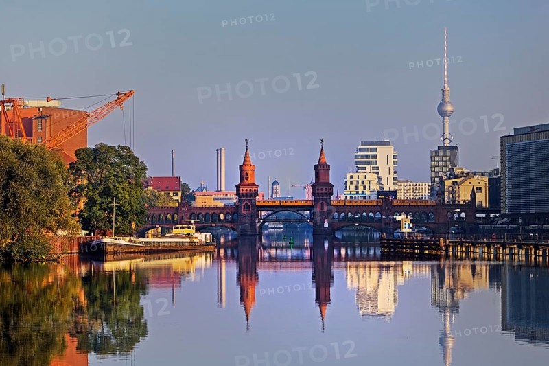 Spree in the early morning with Oberbaum Bridge and TV Tower