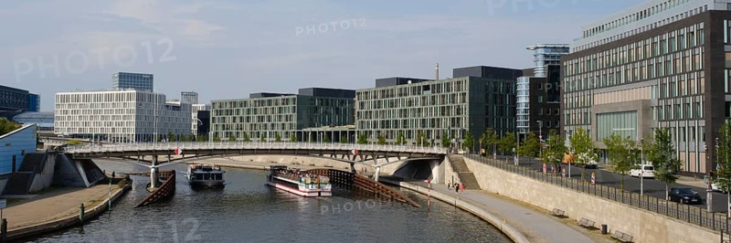 Excursion boats on the Spree