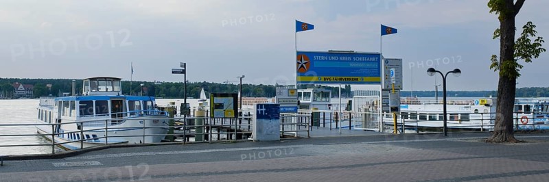 Ships at the Wannsee pier