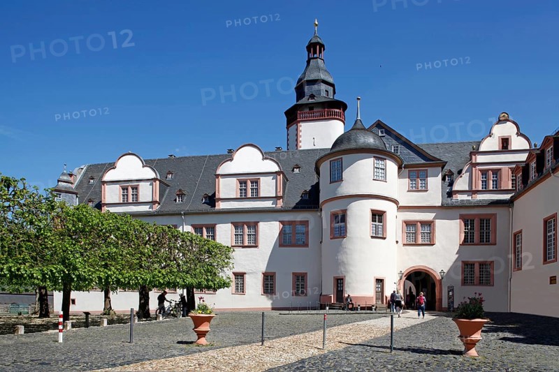 Castle portal