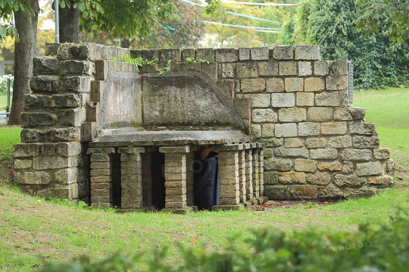Roman wall ruin at Romano Guardini Platz