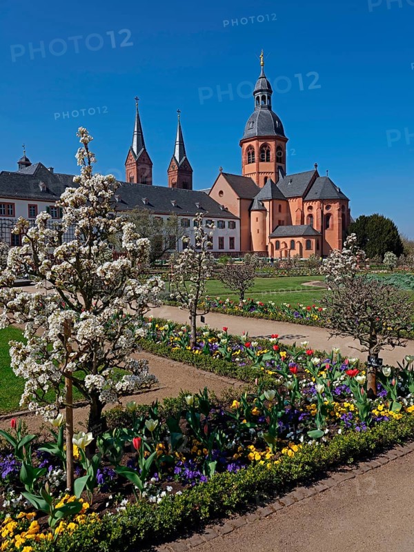 Einhard Basilica and monastery garden