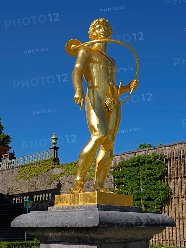 Sculpture The Lurenblaeser in the palace garden of the Lower Orangery in Weilburg Castle