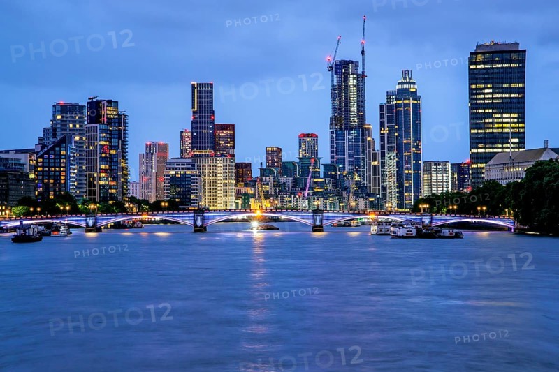 Skyline with Lambeth Bridge over the Thames at dusk