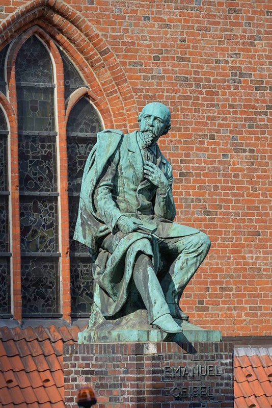 Monument to Emanuel Geibel
