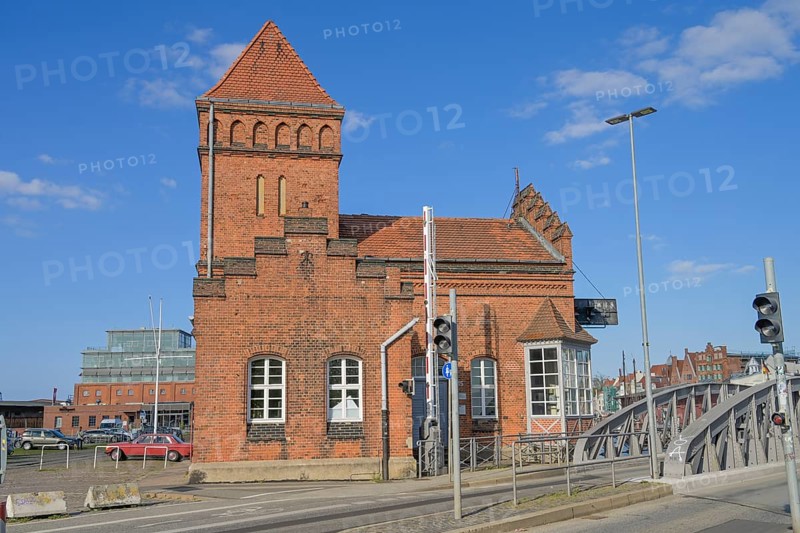 Bridge house at the swing bridge