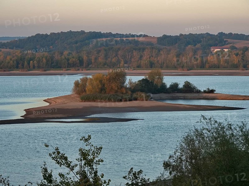 Island in the Zalew Paczkowski