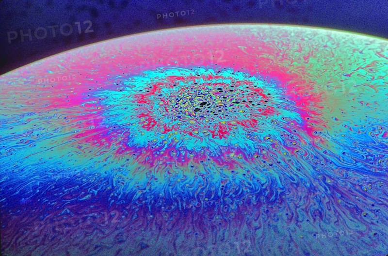 Light Refracting on Bubble Film Surface