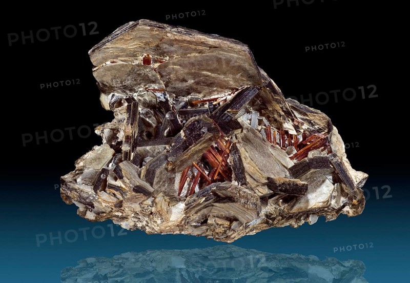Red Rutile in Muscovite Mica