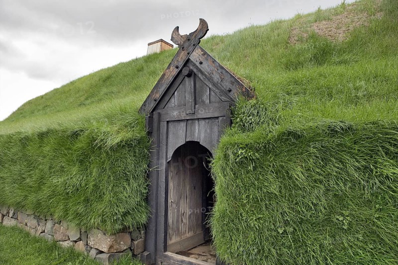 Historical Reconstruction of an Icelandic Turf Farm