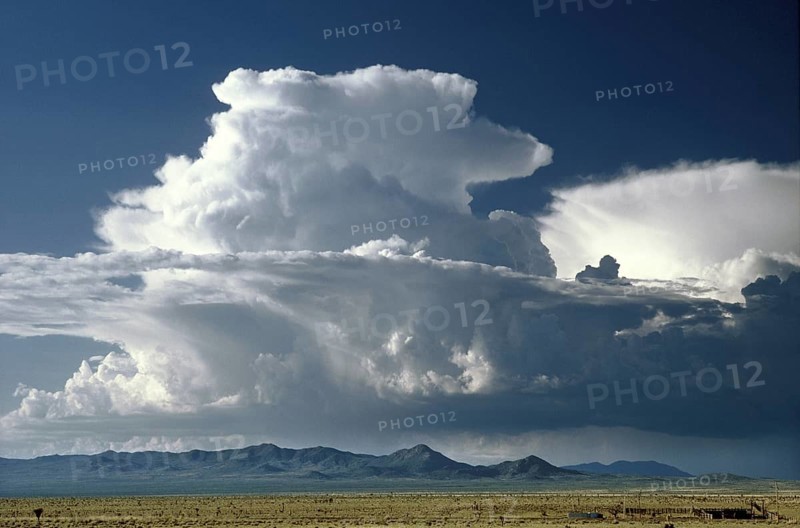 Cumulonimbus capillatus Clouds