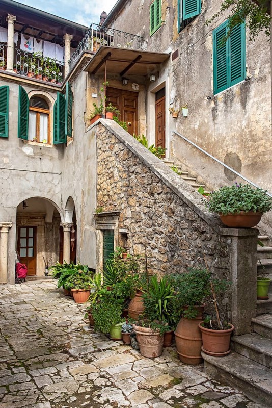 Courtyard with flowerpots