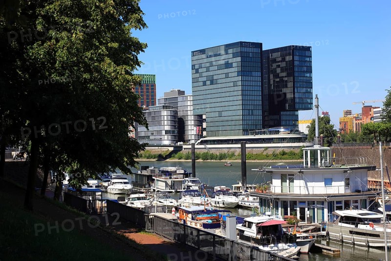 Hafenspitze with Hotel Hyatt in the Media Harbour