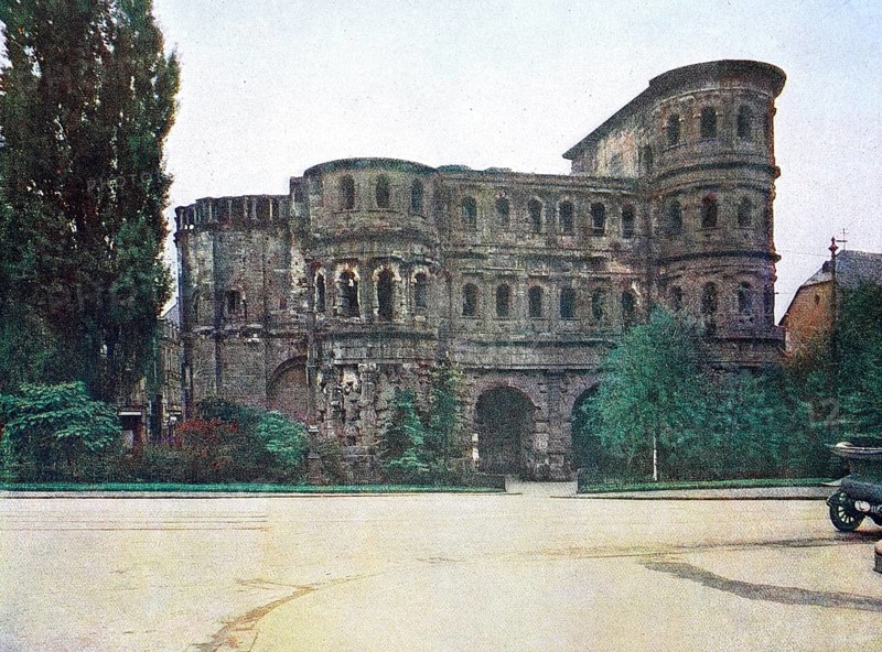 The Porta Nigra in Trier in 1910