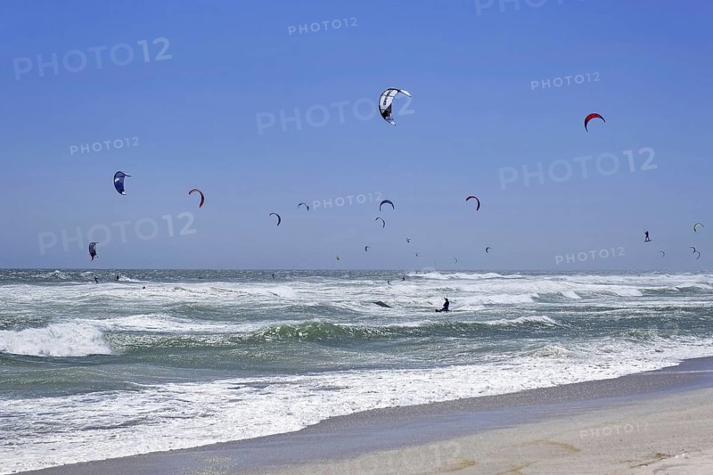 Kitesurfers
