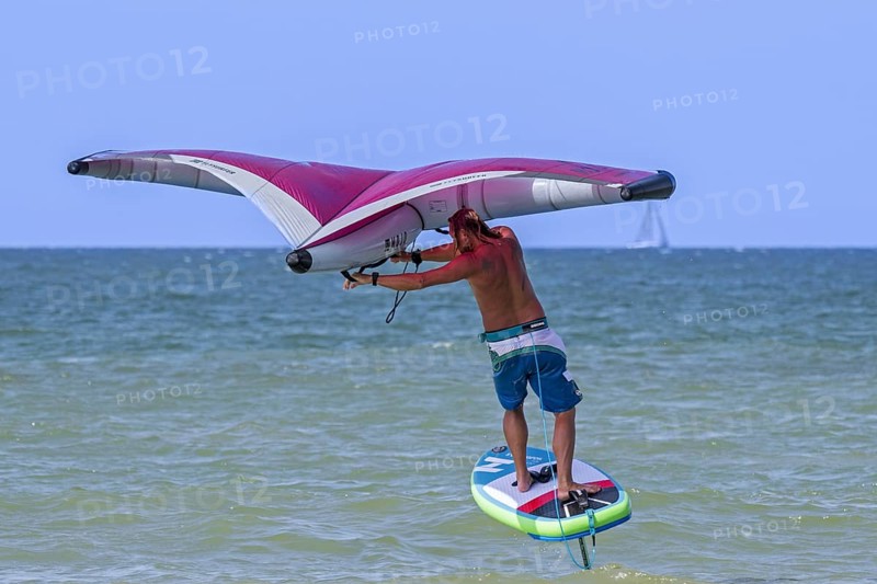 Wing foiling
