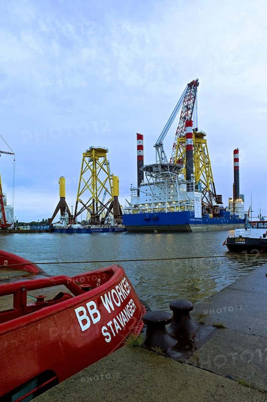 Working vessel for offshore wind turbines in Kaiserhafen three